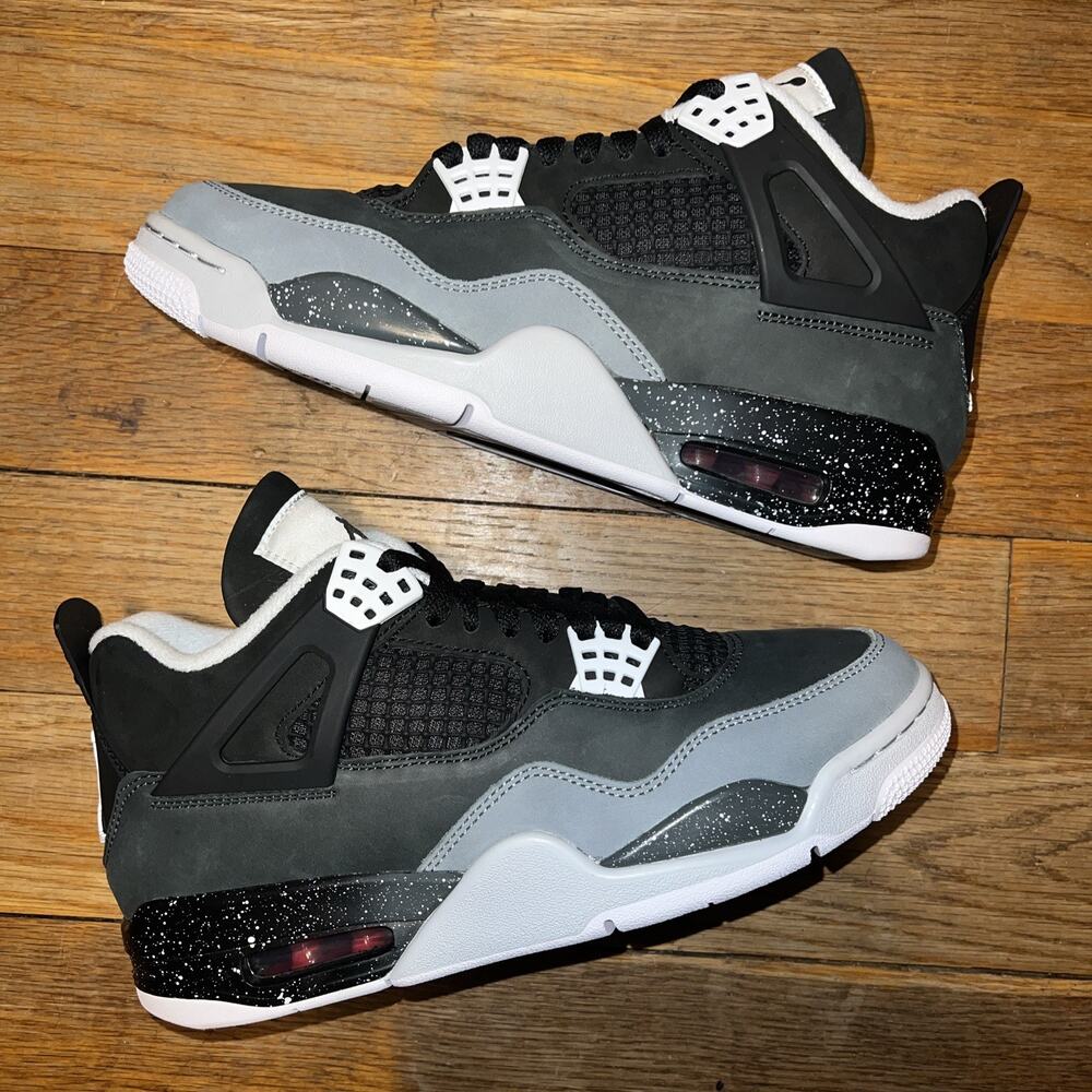 Air Jordan 4 Retro 2024 Fear Men Size 8/Women 9.5 NEW.NWB.DS